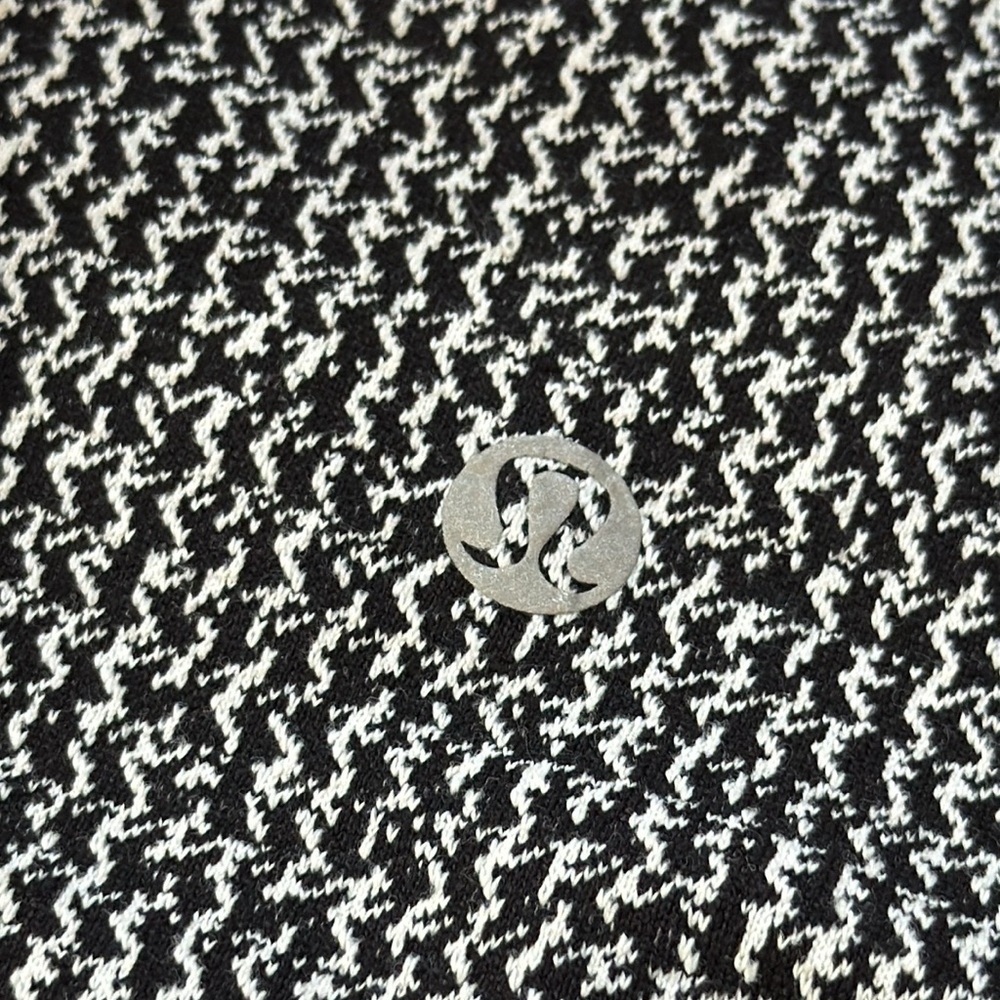 Lululemon Wunder Under Leggings - Picture 4 of 4